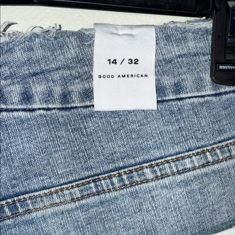 Good American Jeans - Picture 9 of 12
